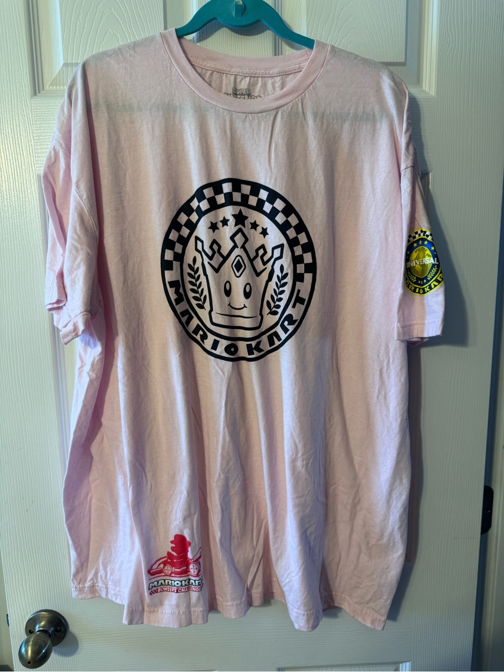 Universal studios Super Mario Princess Peach Tee